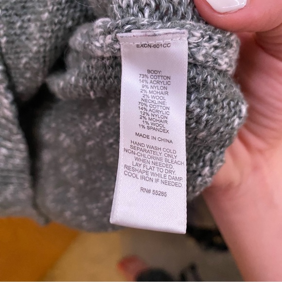 Express sweater - Picture 3 of 5